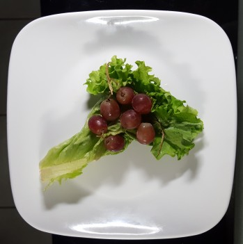 Grapes and lettuce
