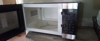 Microwave oven